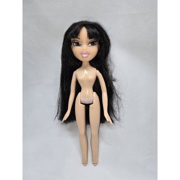 Bratz Princess Jade Doll Rare- Mark On Hand- See Description - Picture 4 of 16